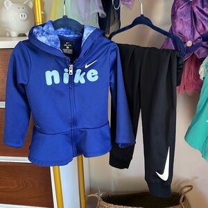 3T NIKE track suit!